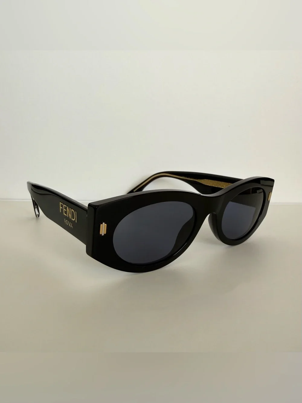 NEW!!! Fendi women black sunglasses FE40125I 01V Authentic